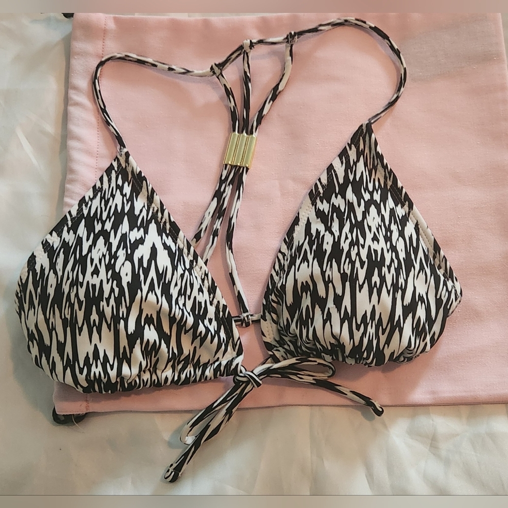 String bikini top size Large